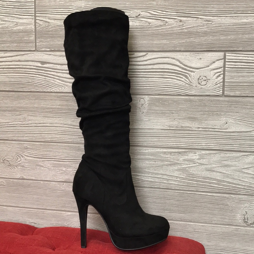 High Platform Boots - Picture 3 of 4